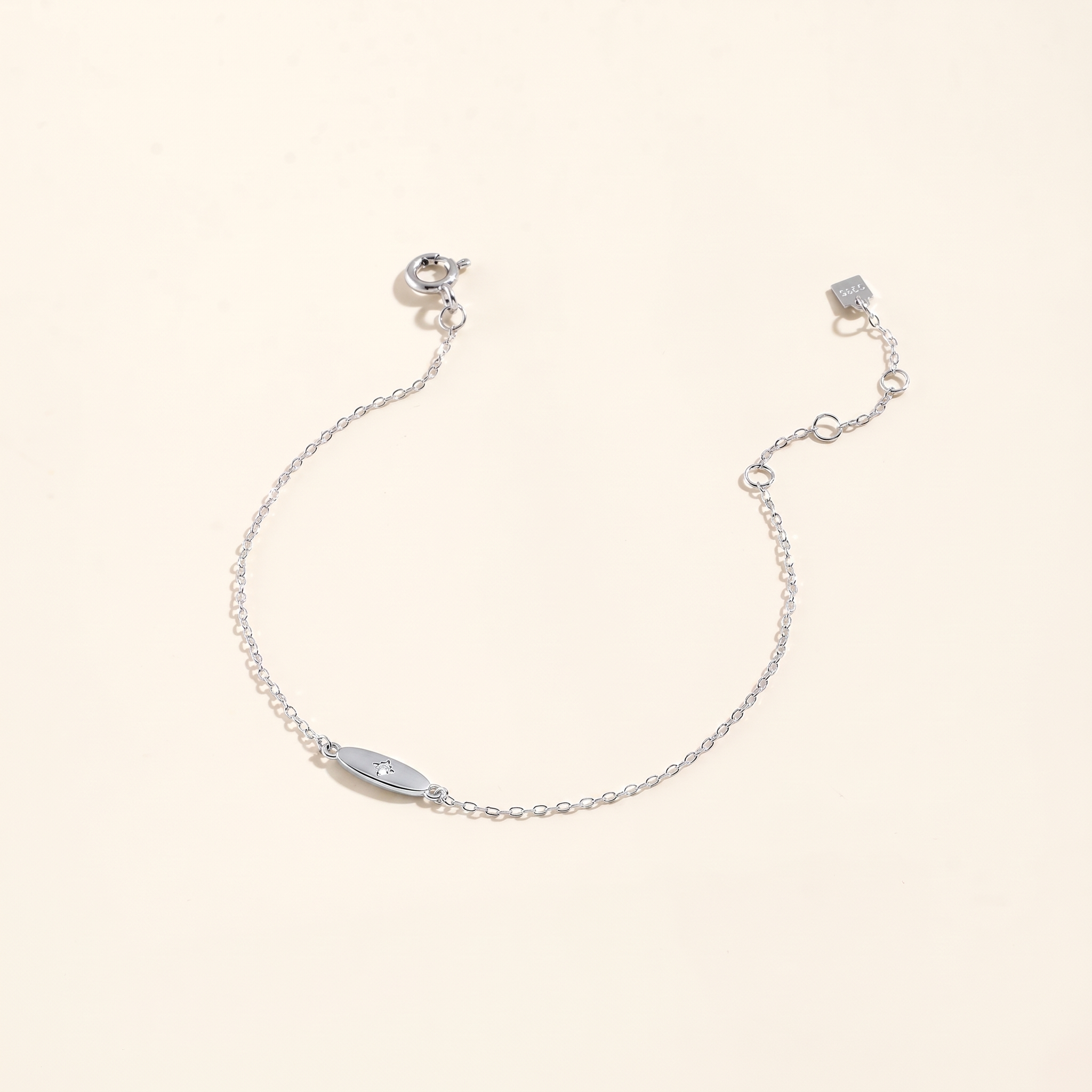 OVAL Bar Bracelet