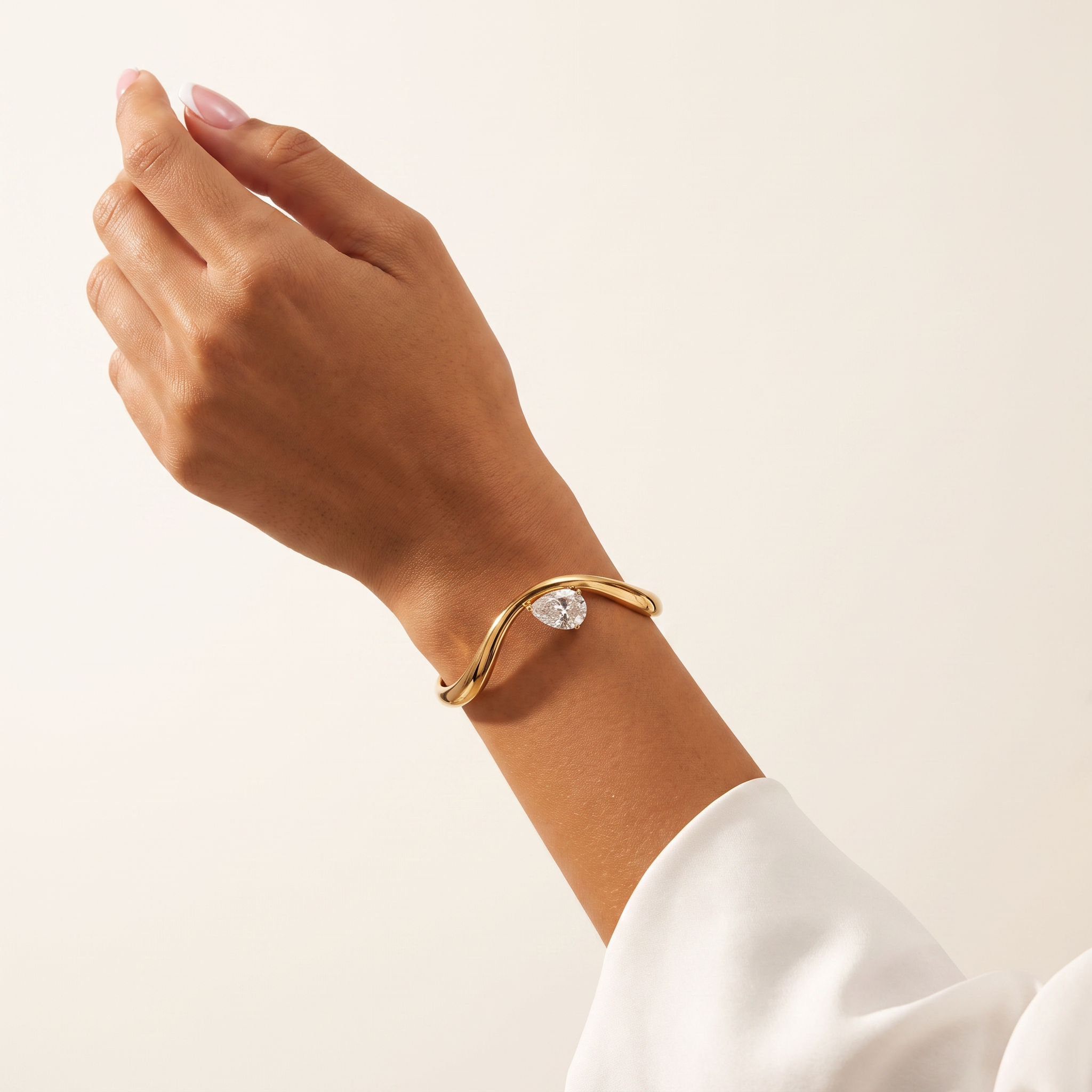 SWAY Bangle