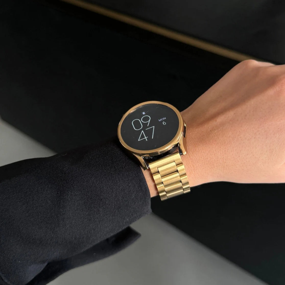 SamsungWatchBand_3_7e7b4fe9-2a76-4394-828f-2a02351969e8.webp