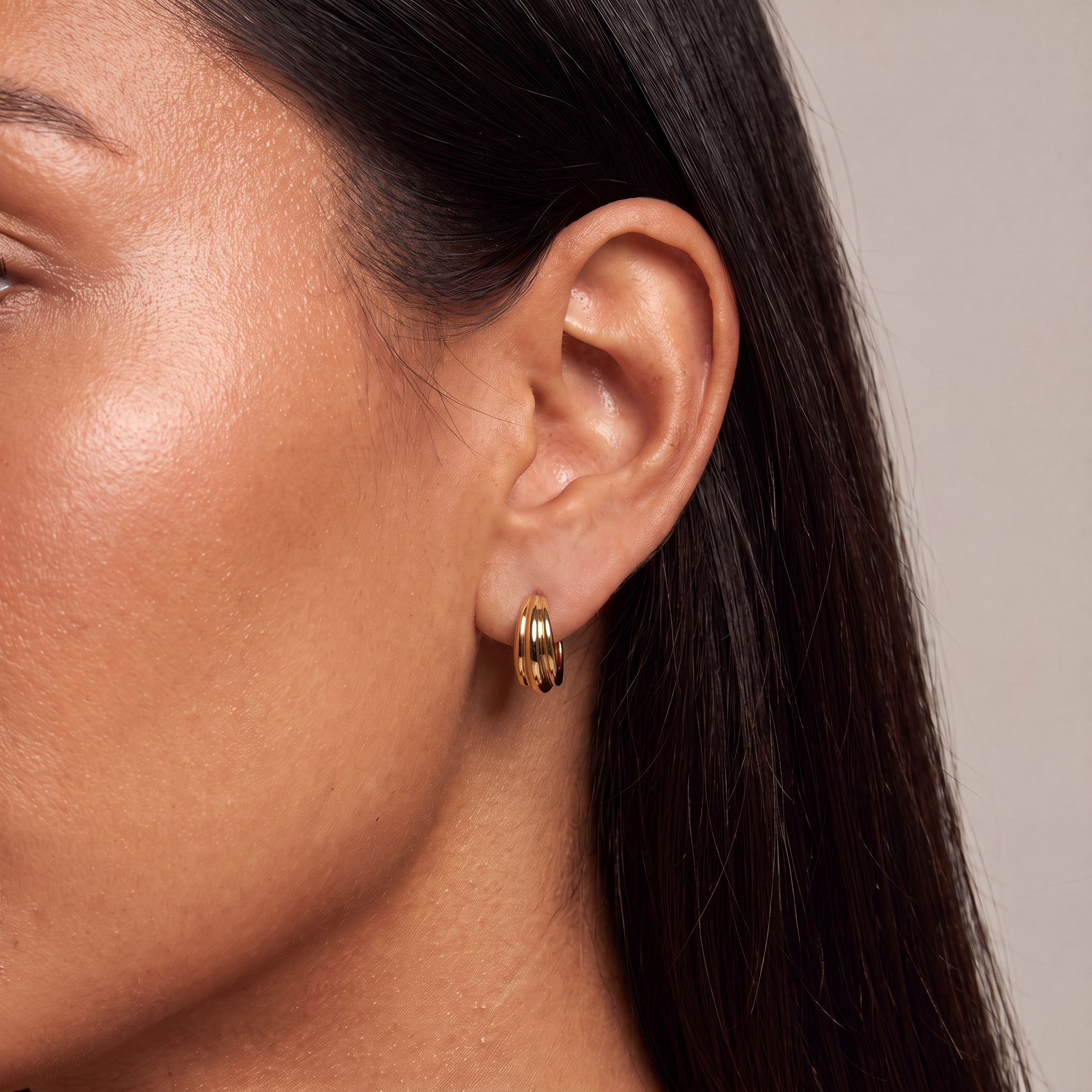 Chunky Ripple Huggie Hoops