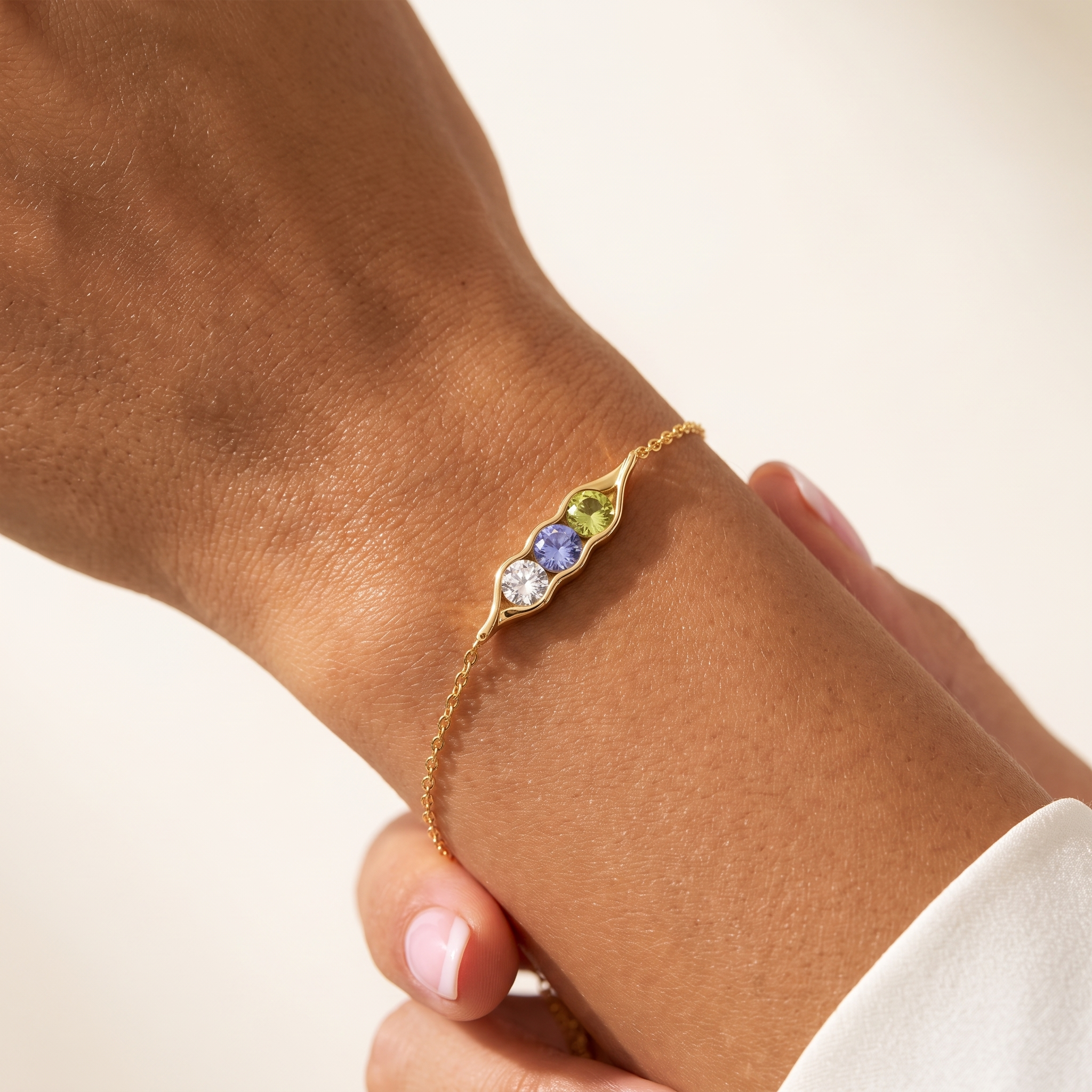 SWEET PEA Birthstone Bracelet
