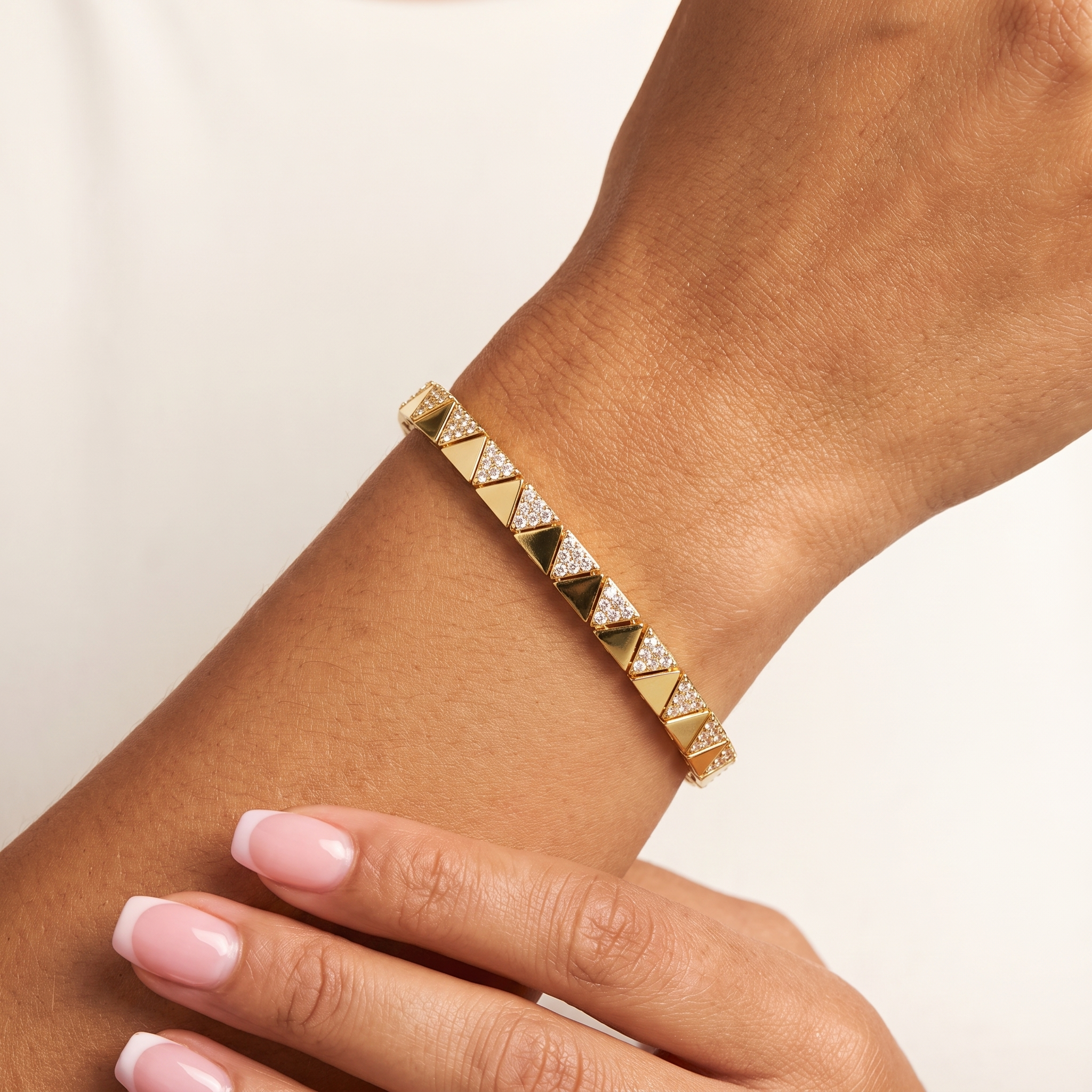 PYRAMID Tennis Bracelet