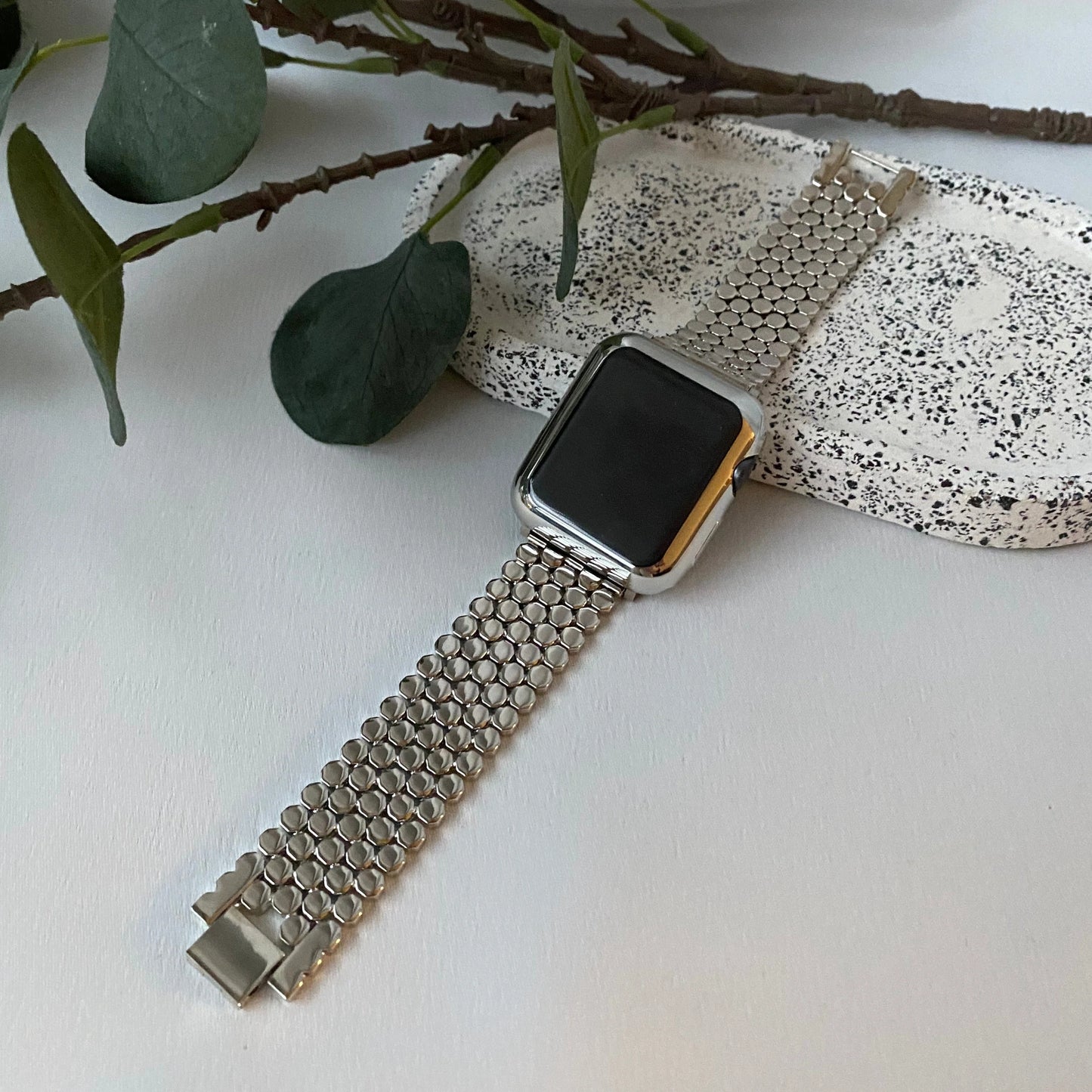 ROCCO Honeycomb Apple Watch Strap